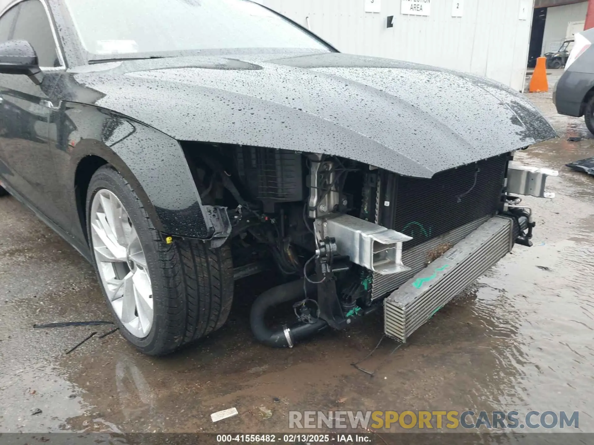 17 Photograph of a damaged car WAUCBCF57NA034785 AUDI A5 SPORTBACK 2022