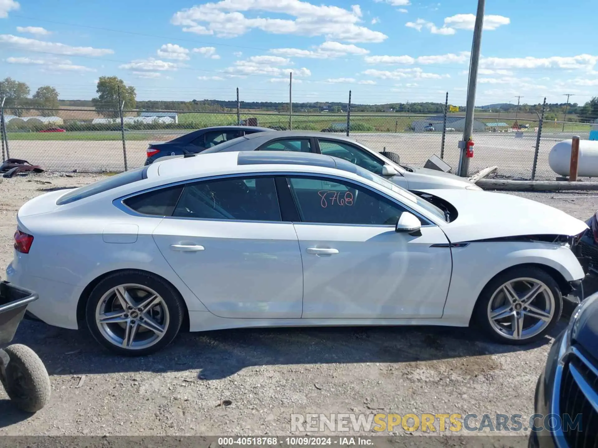 13 Photograph of a damaged car WAUDACF5XNA014991 AUDI A5 SPORTBACK 2022