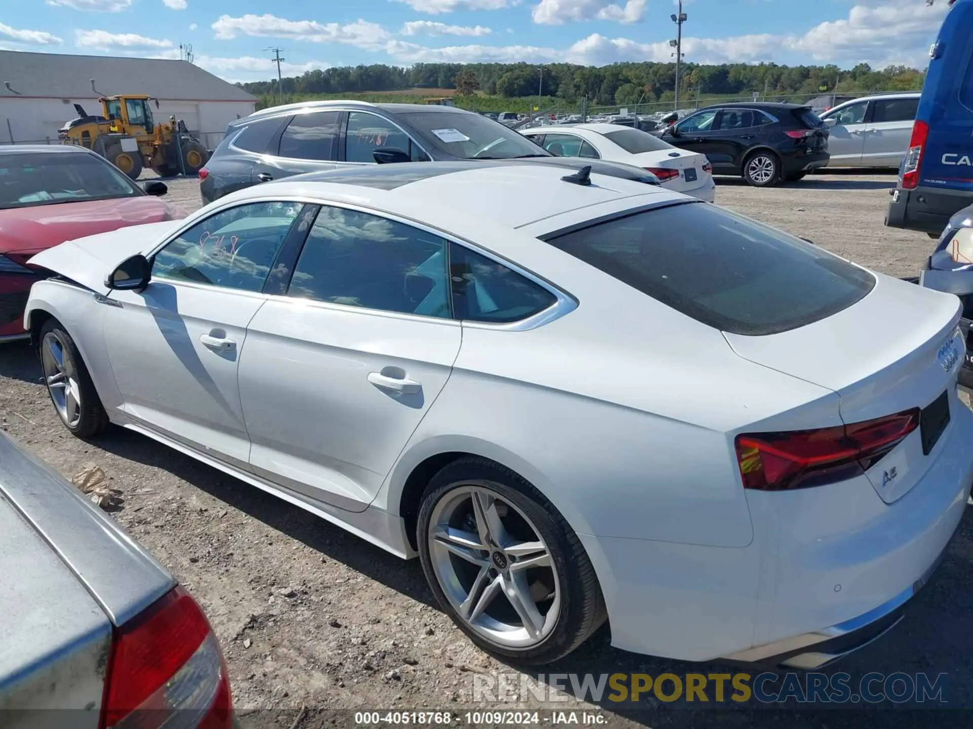 14 Photograph of a damaged car WAUDACF5XNA014991 AUDI A5 SPORTBACK 2022