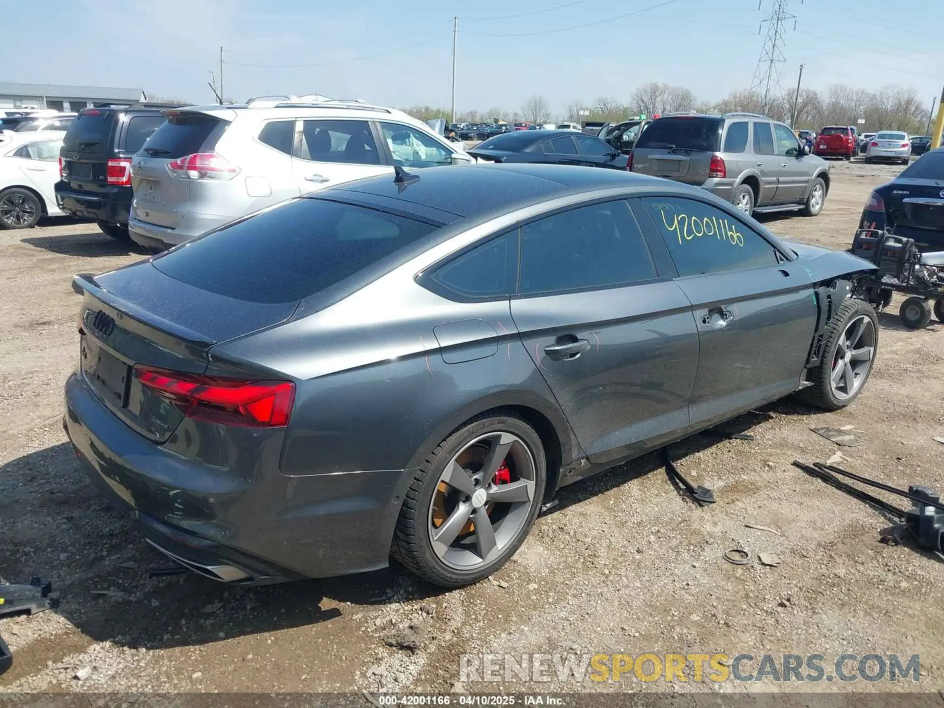 4 Photograph of a damaged car WAUEACF56NA023692 AUDI A5 SPORTBACK 2022