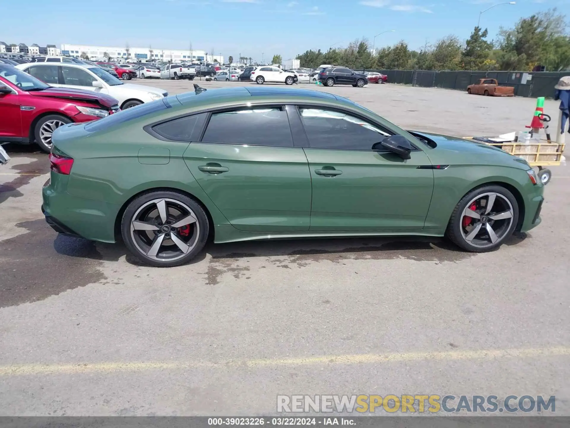 13 Photograph of a damaged car WAUFACF50NA039987 AUDI A5 SPORTBACK 2022