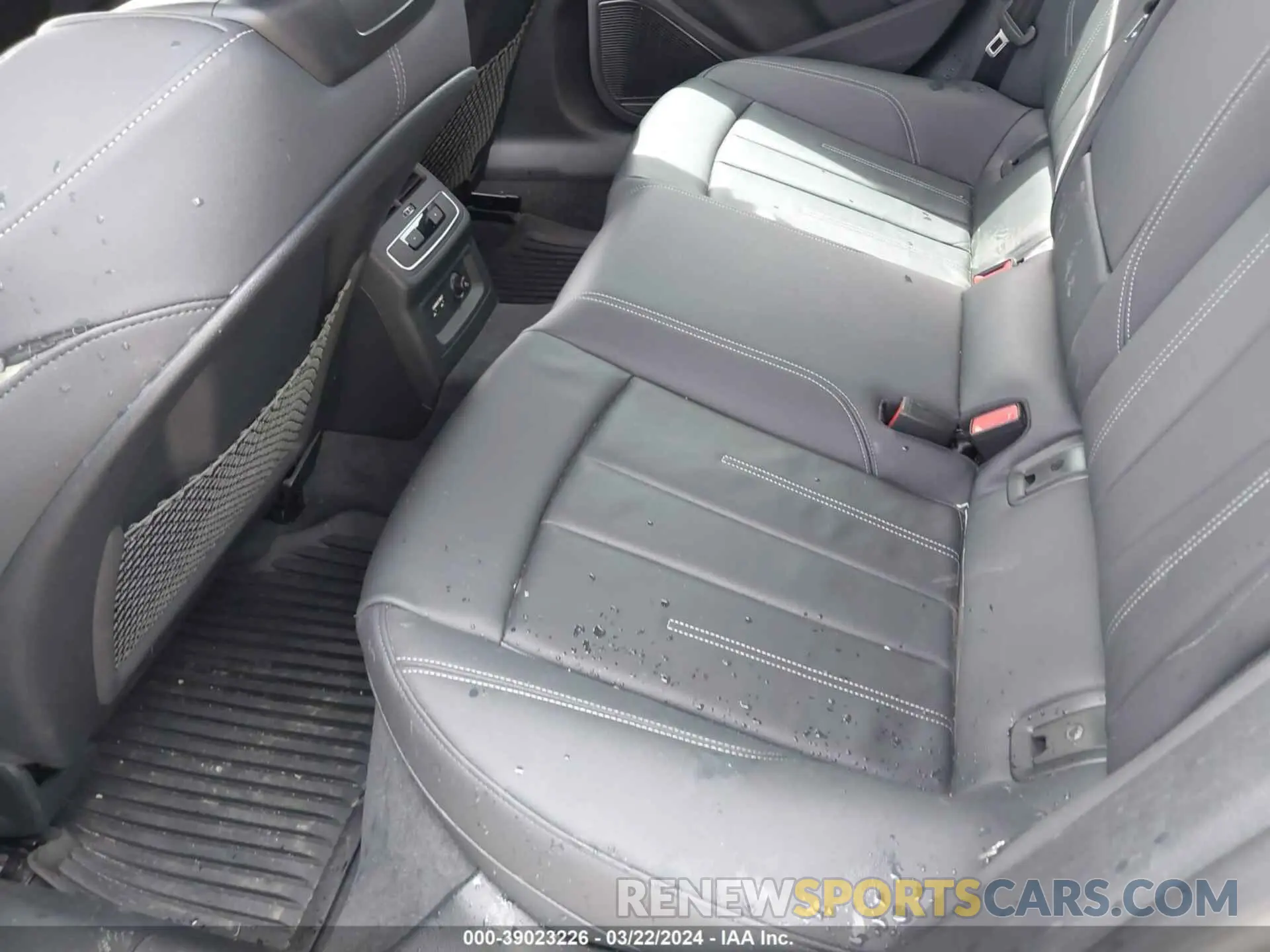 8 Photograph of a damaged car WAUFACF50NA039987 AUDI A5 SPORTBACK 2022