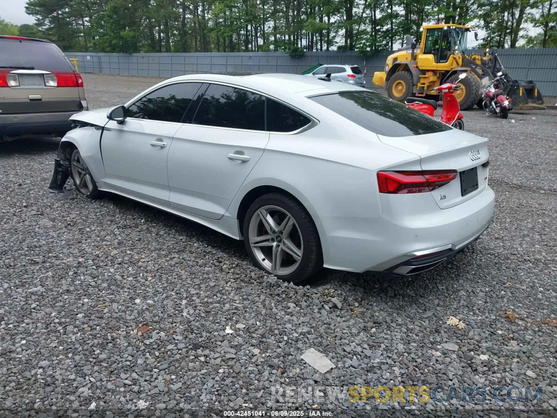 3 Photograph of a damaged car WAUFACF53NA016364 AUDI A5 SPORTBACK 2022