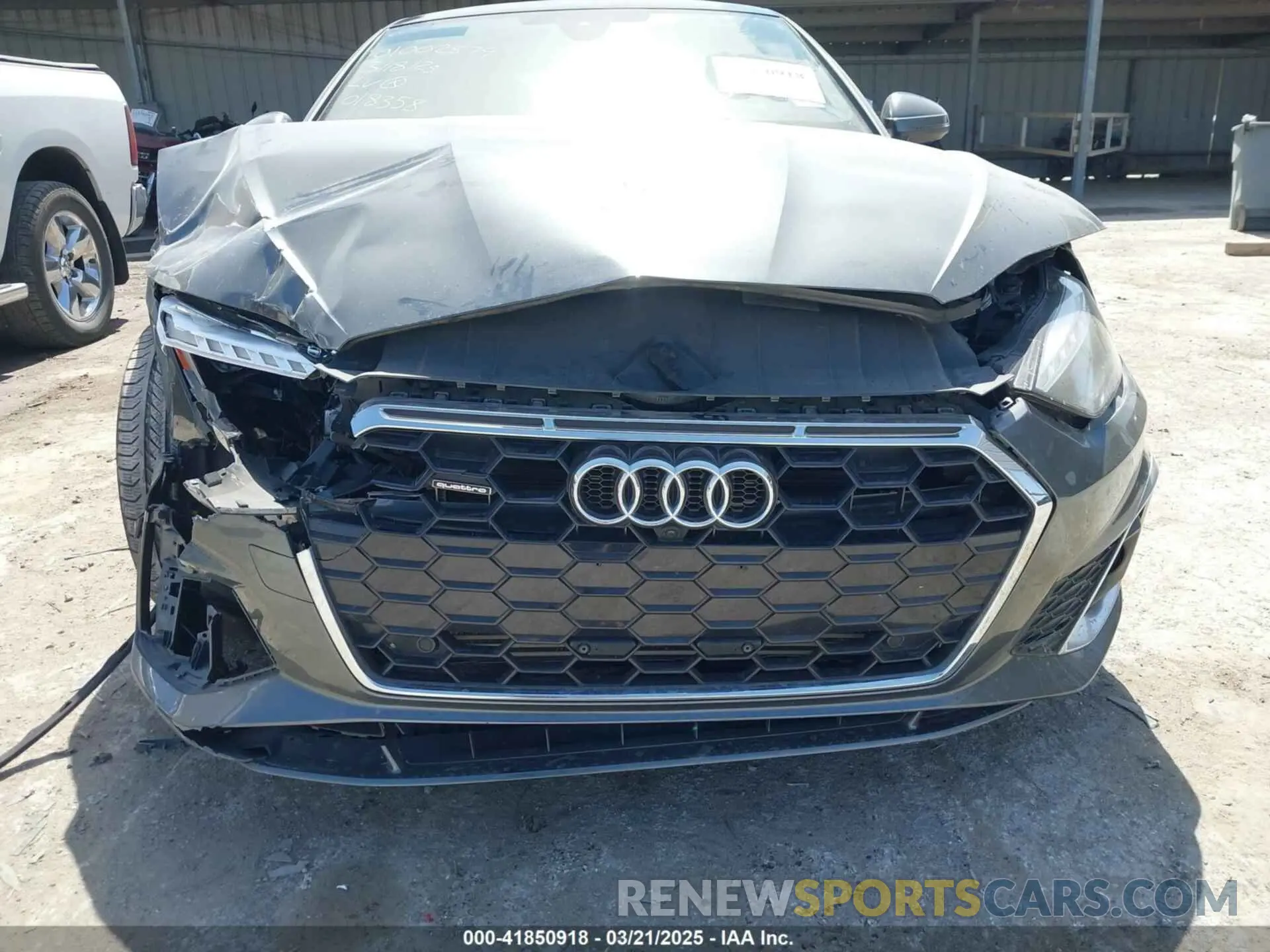 18 Photograph of a damaged car WAUFACF57NA018358 AUDI A5 SPORTBACK 2022