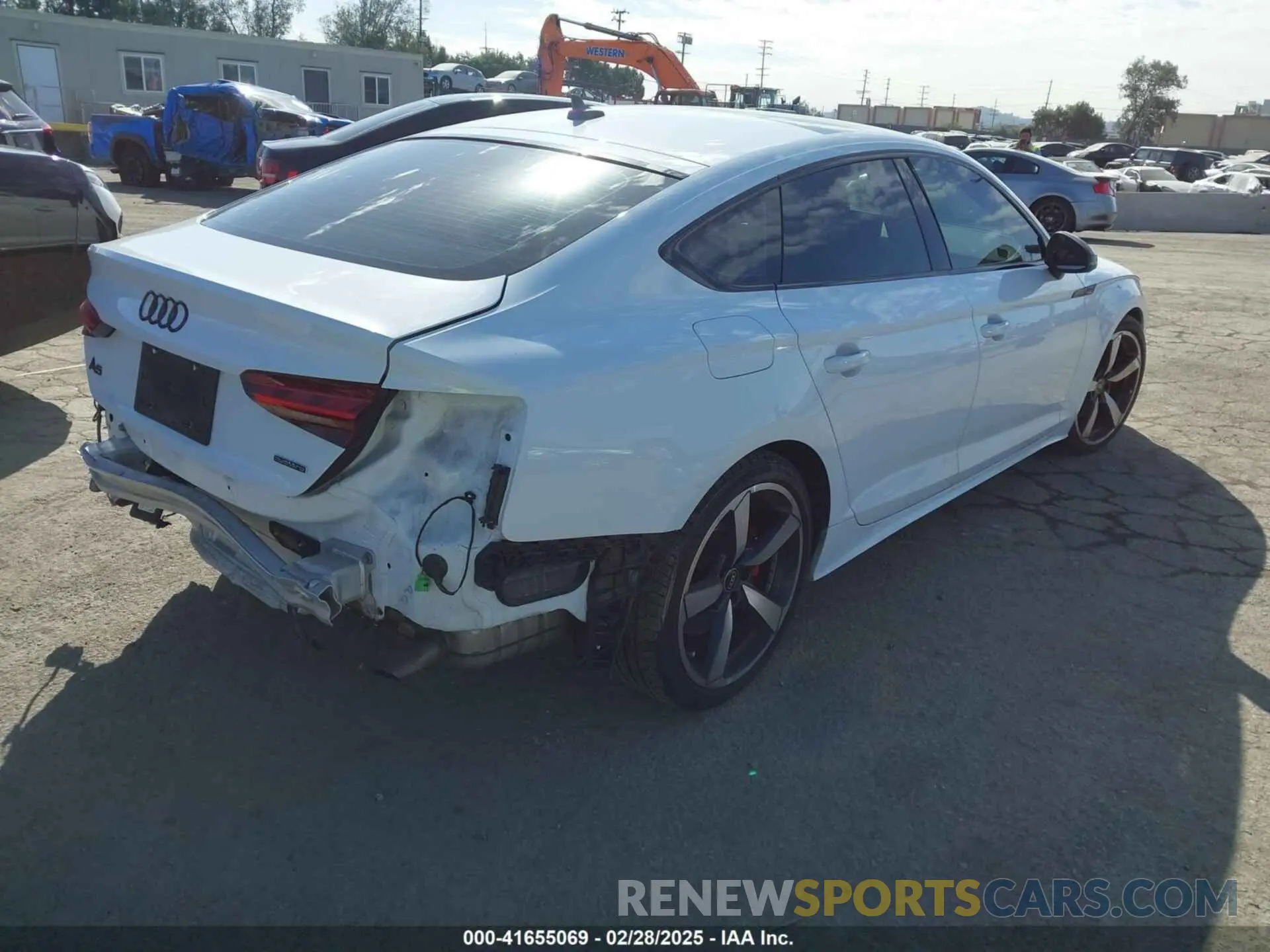4 Photograph of a damaged car WAUFACF5XNA023313 AUDI A5 SPORTBACK 2022
