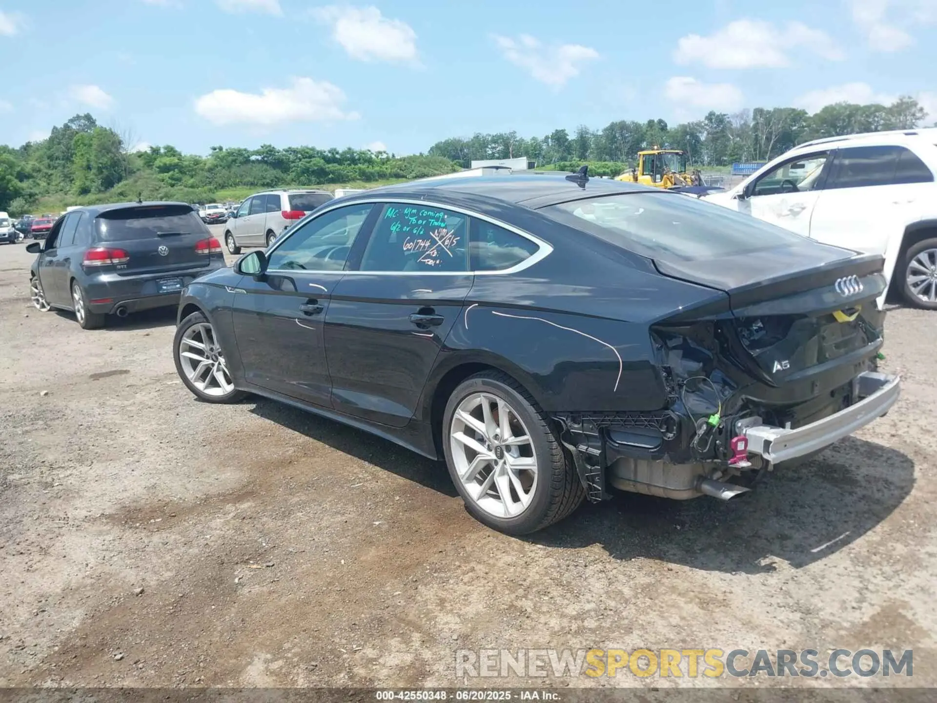 3 Photograph of a damaged car WAUDACF50PA027042 AUDI A5 SPORTBACK 2023