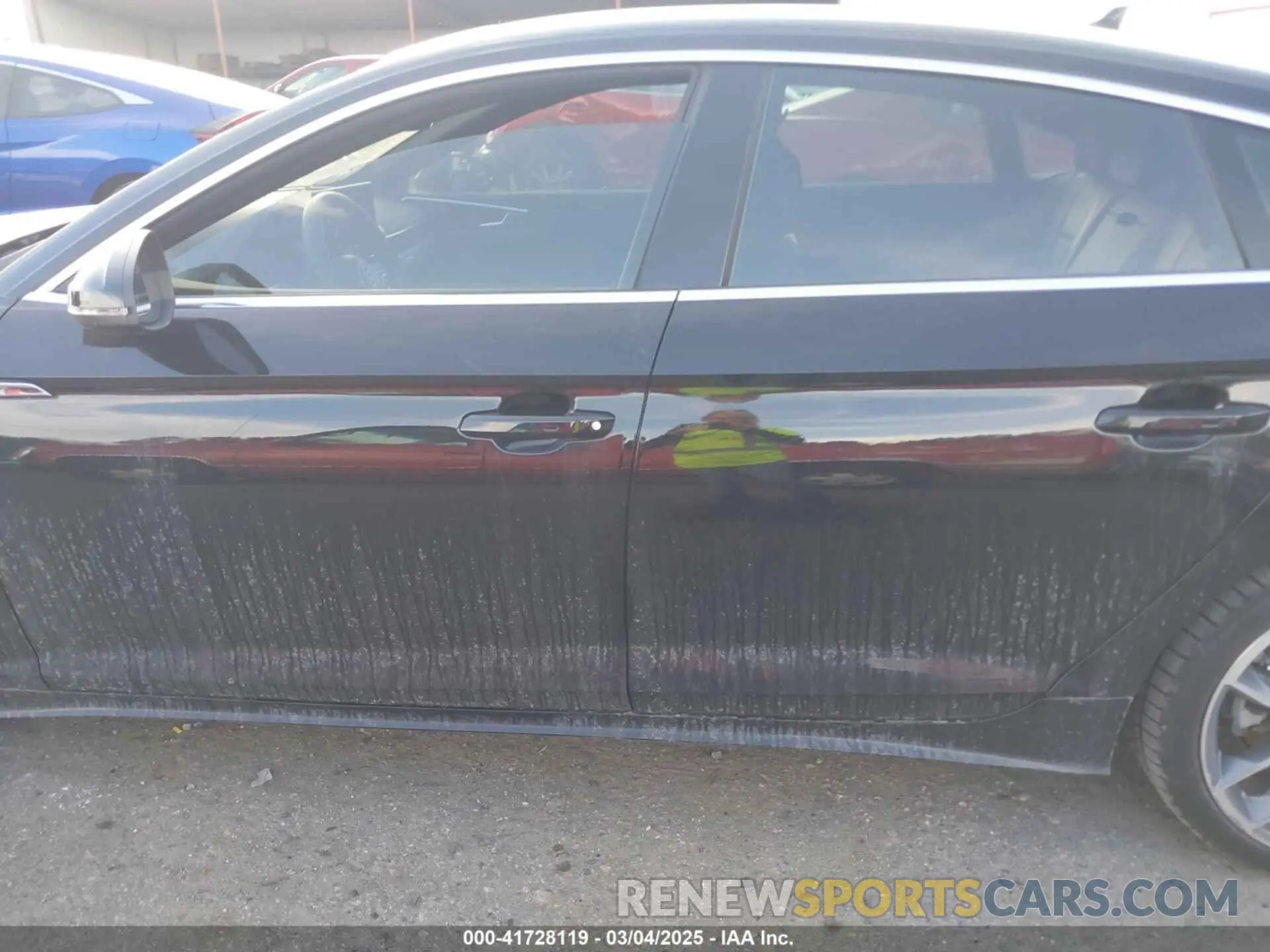 15 Photograph of a damaged car WAUDACF55PA021284 AUDI A5 SPORTBACK 2023