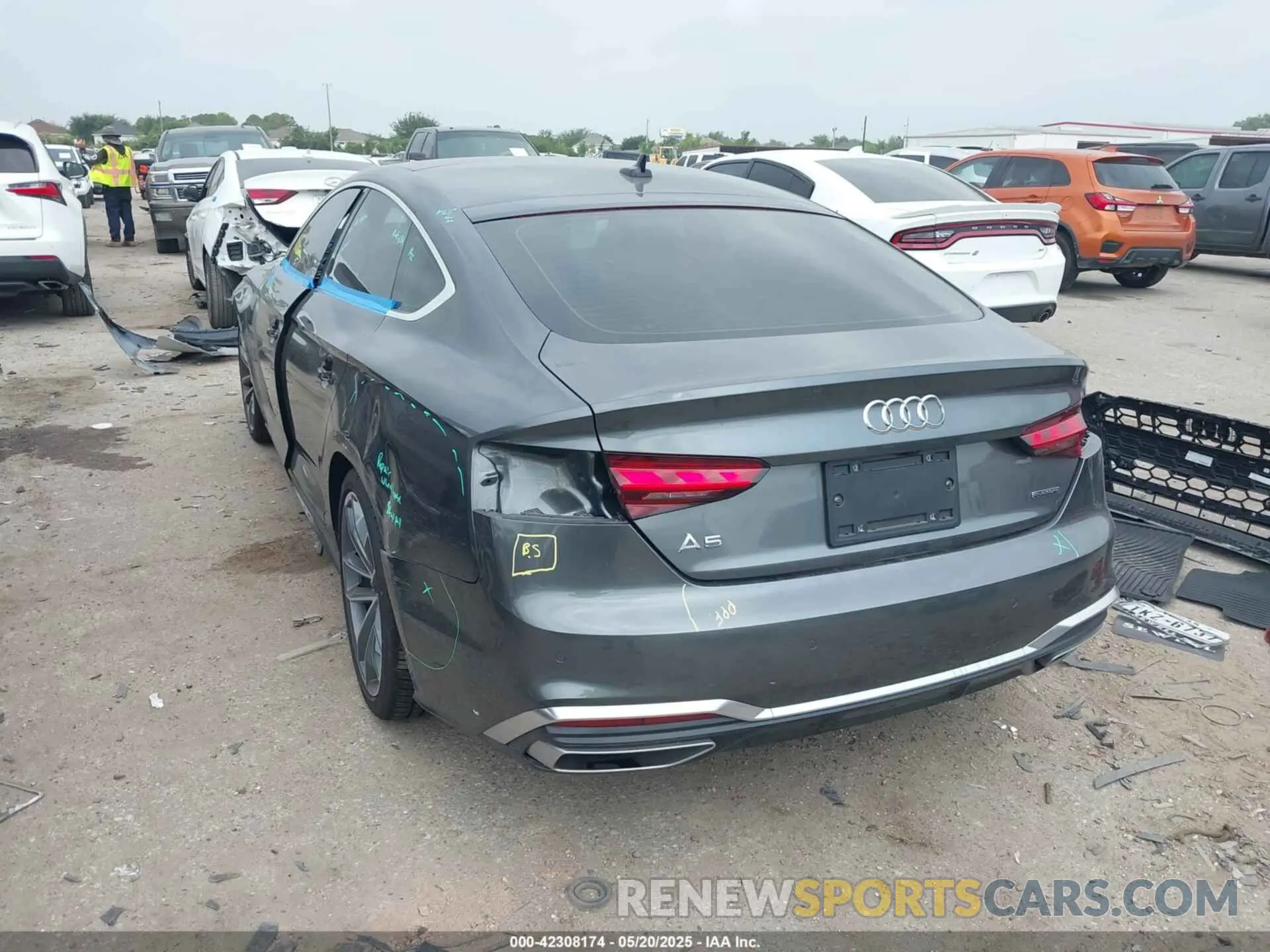 3 Photograph of a damaged car WAUDACF57PA023909 AUDI A5 SPORTBACK 2023