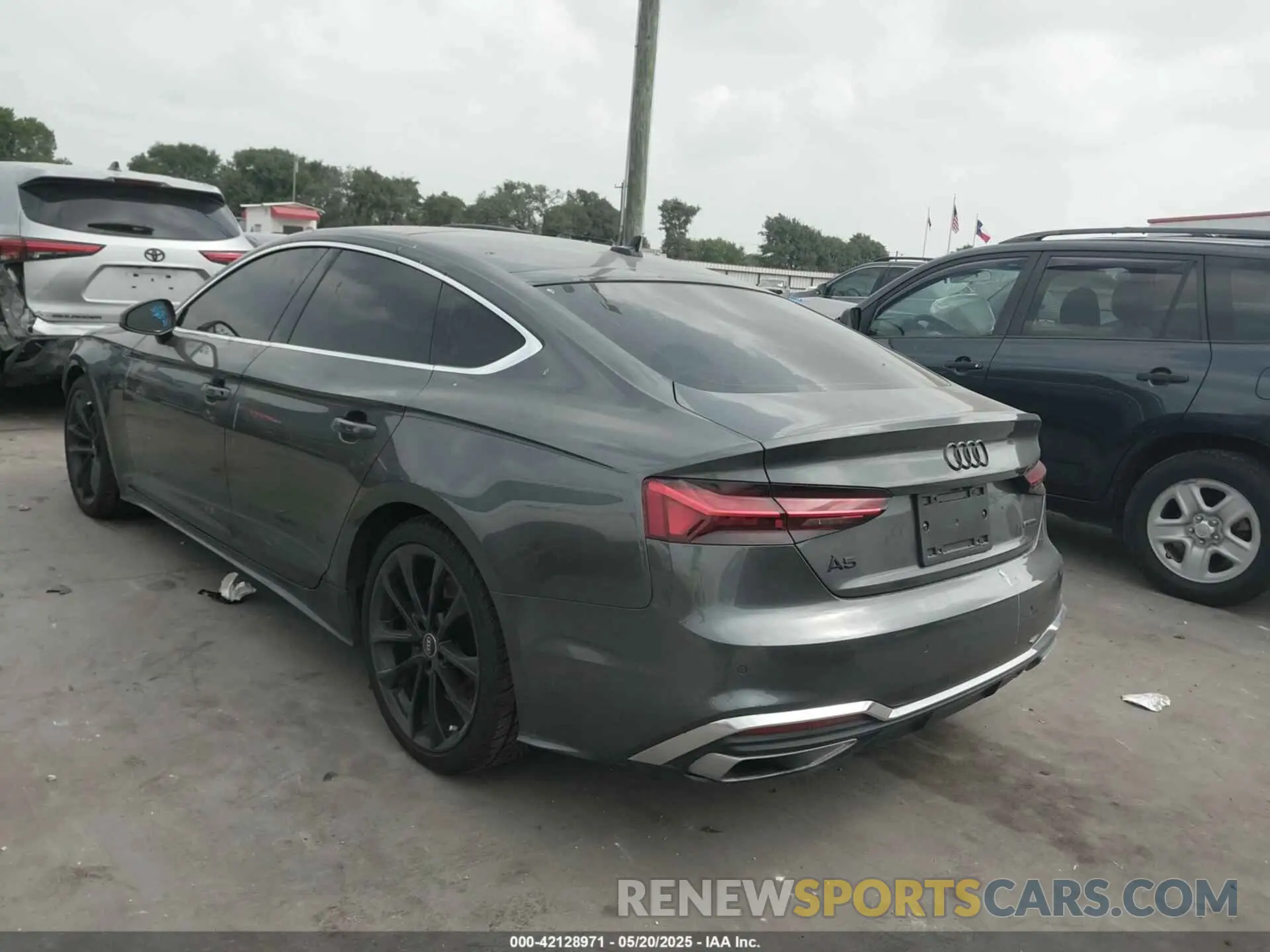 3 Photograph of a damaged car WAUFACF50PA022853 AUDI A5 SPORTBACK 2023