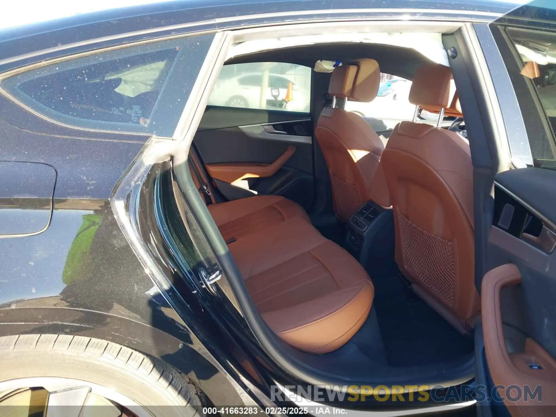 8 Photograph of a damaged car WAUFACF54PA065172 AUDI A5 SPORTBACK 2023
