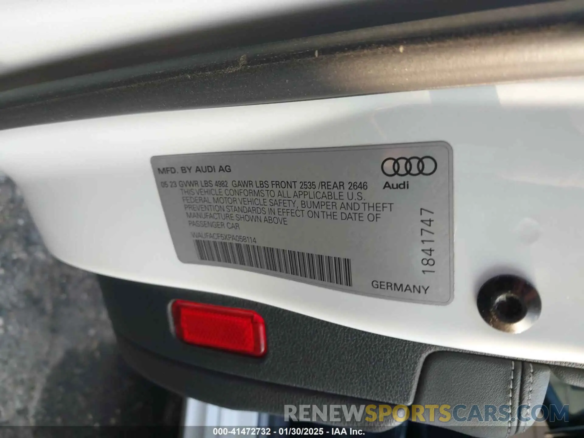 9 Photograph of a damaged car WAUFACF5XPA058114 AUDI A5 SPORTBACK 2023