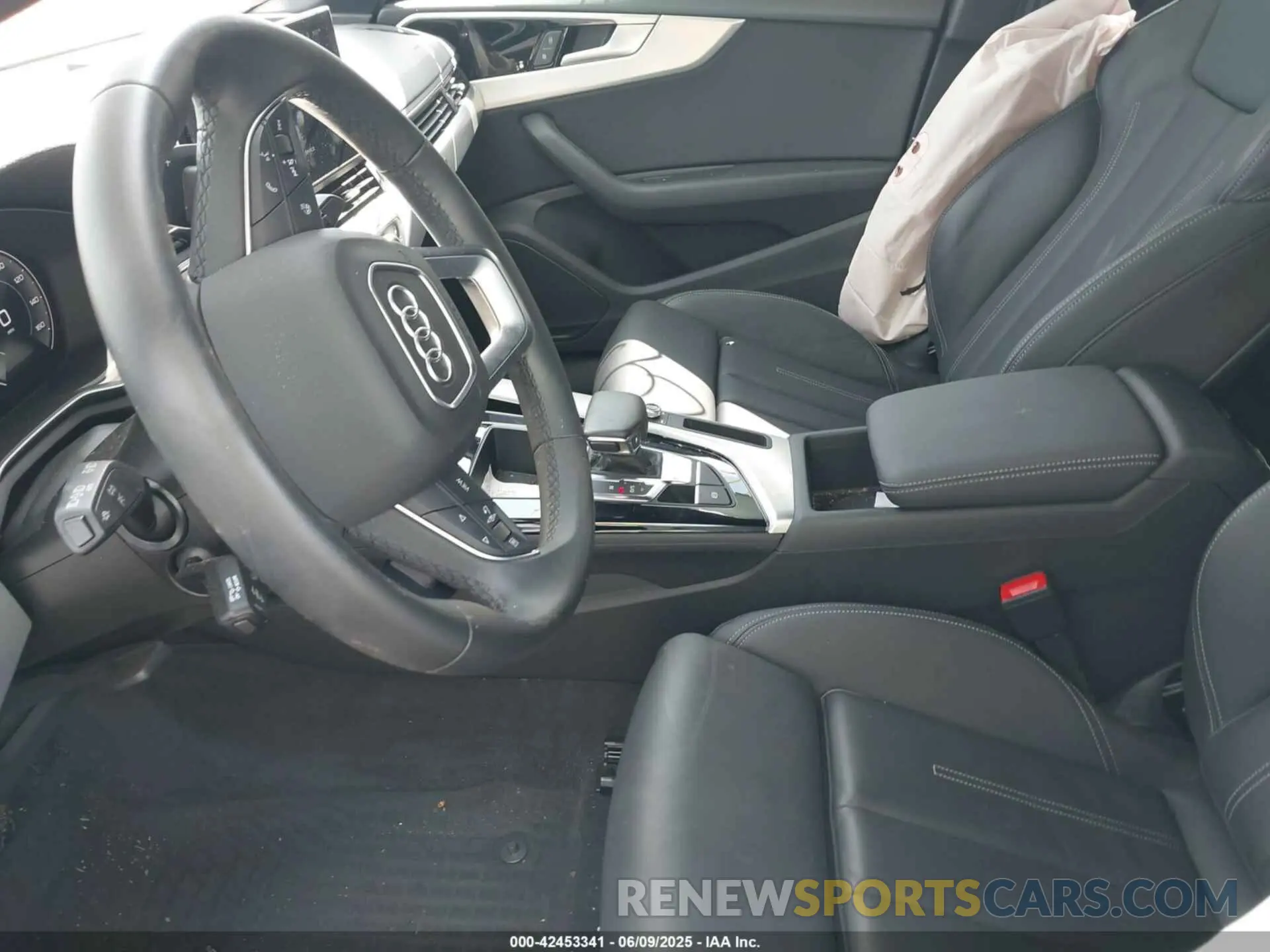 5 Photograph of a damaged car WAUDACF50RA081363 AUDI A5 SPORTBACK 2024