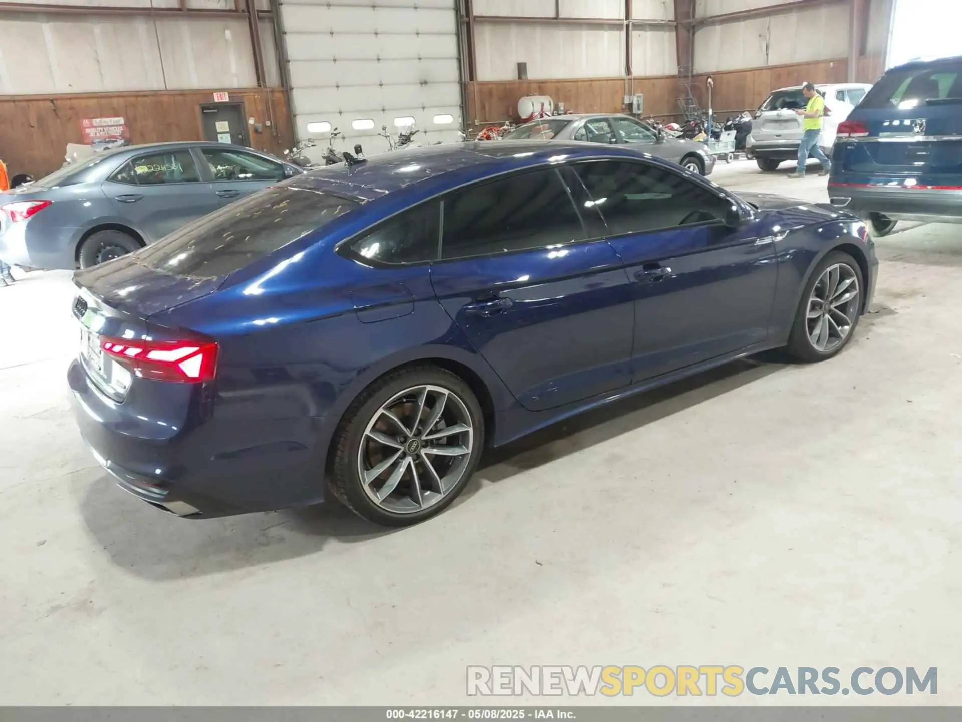 4 Photograph of a damaged car WAUDACF50RA106326 AUDI A5 SPORTBACK 2024