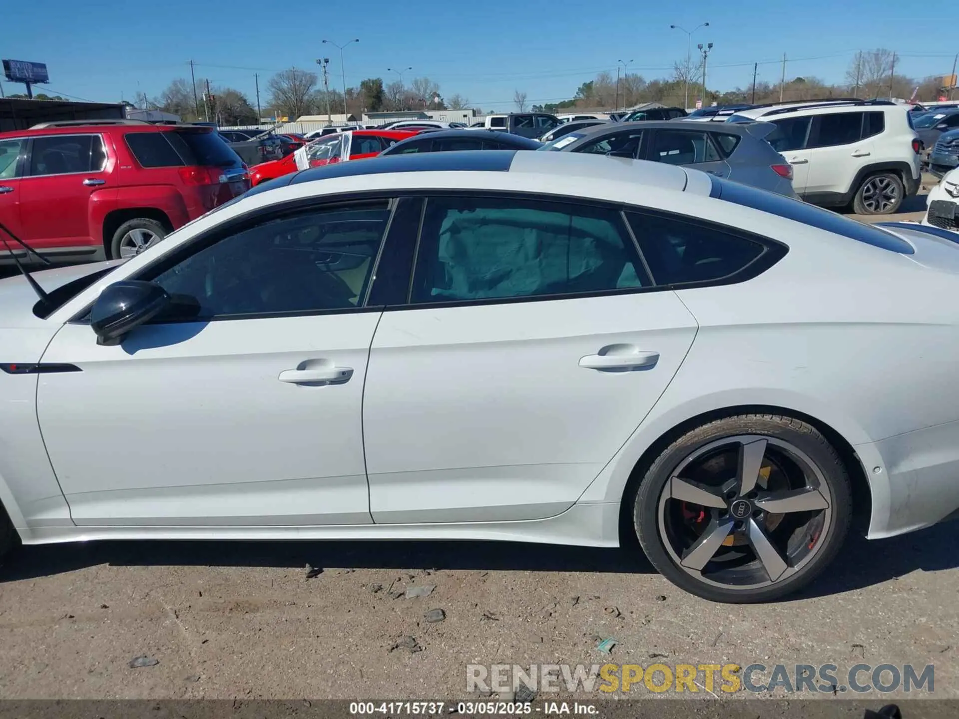 14 Photograph of a damaged car WAUEACF50RA095851 AUDI A5 SPORTBACK 2024