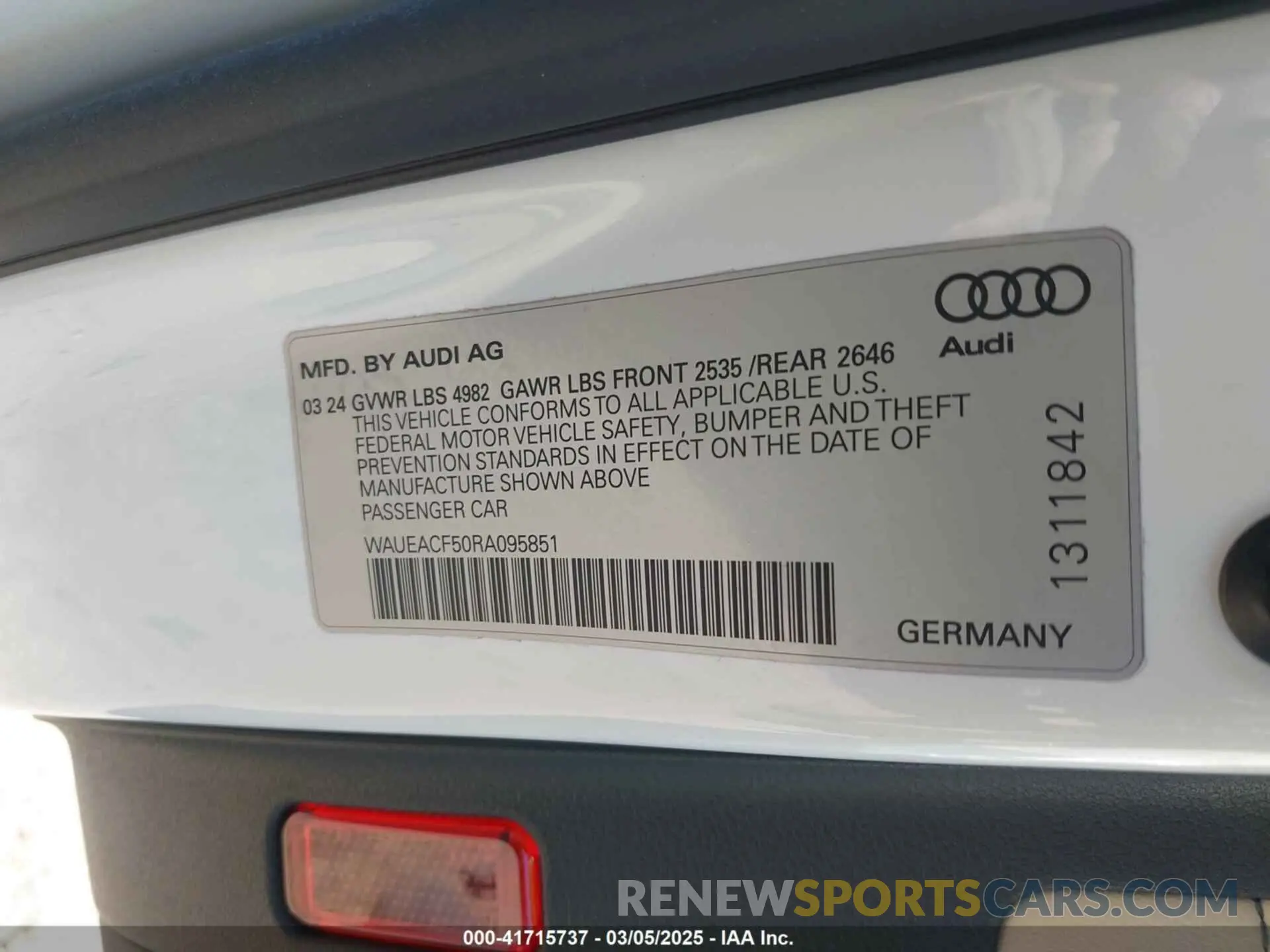 9 Photograph of a damaged car WAUEACF50RA095851 AUDI A5 SPORTBACK 2024