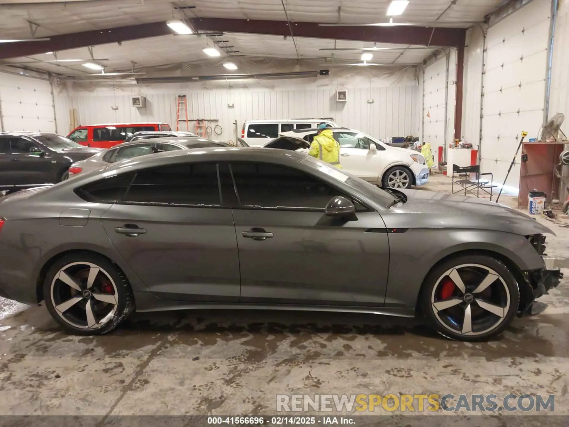 13 Photograph of a damaged car WAUFACF50RA022743 AUDI A5 SPORTBACK 2024