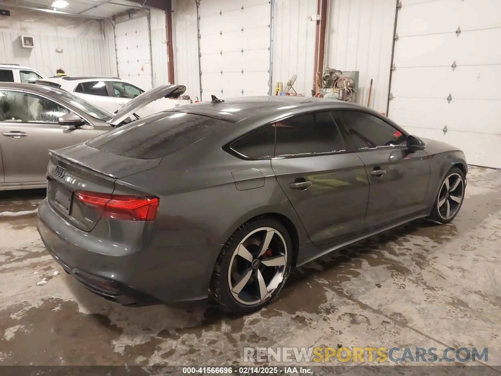 4 Photograph of a damaged car WAUFACF50RA022743 AUDI A5 SPORTBACK 2024