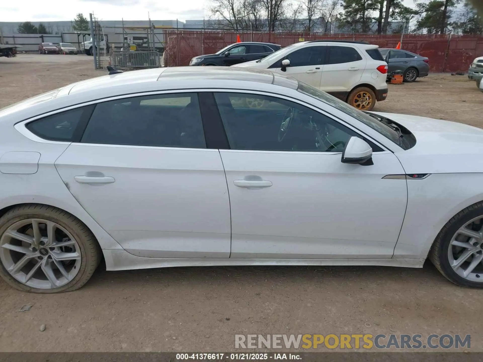 14 Photograph of a damaged car WAUFACF53RA029573 AUDI A5 SPORTBACK 2024