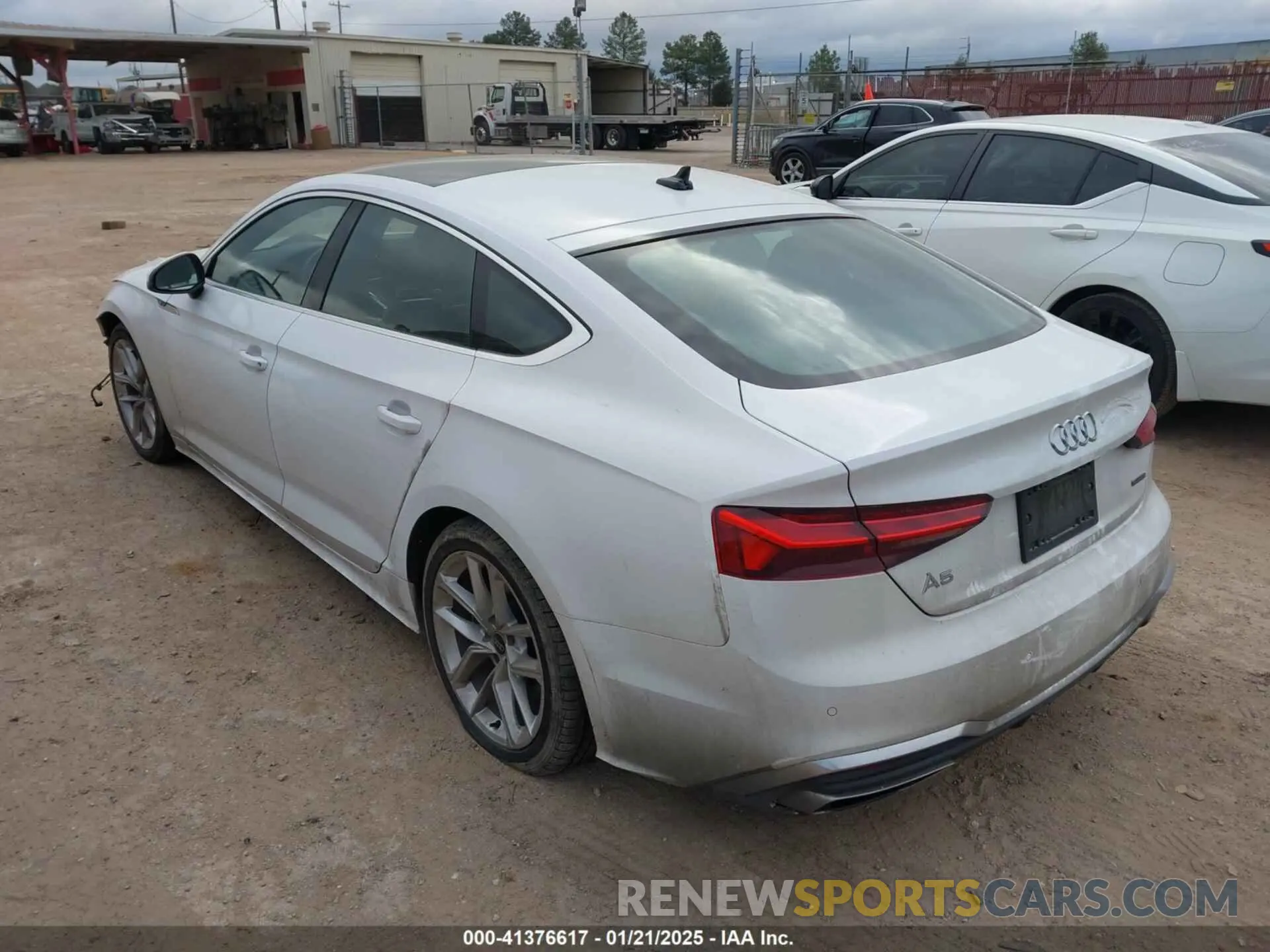 3 Photograph of a damaged car WAUFACF53RA029573 AUDI A5 SPORTBACK 2024