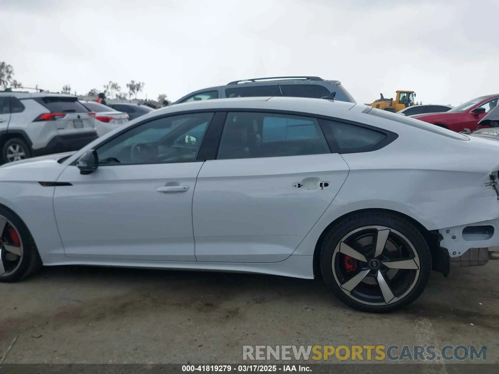 15 Photograph of a damaged car WAUFACF54RA057706 AUDI A5 SPORTBACK 2024