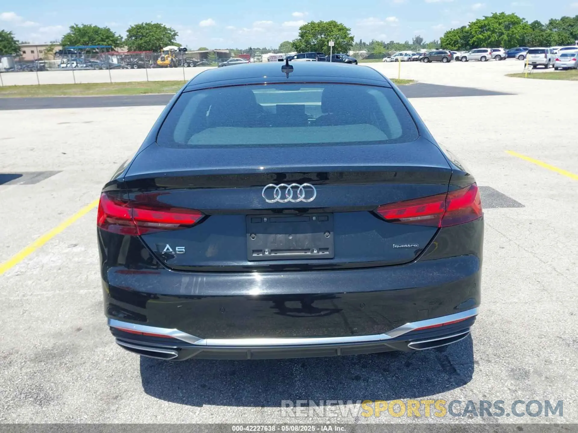 16 Photograph of a damaged car WAUFACF5XRA011152 AUDI A5 SPORTBACK 2024