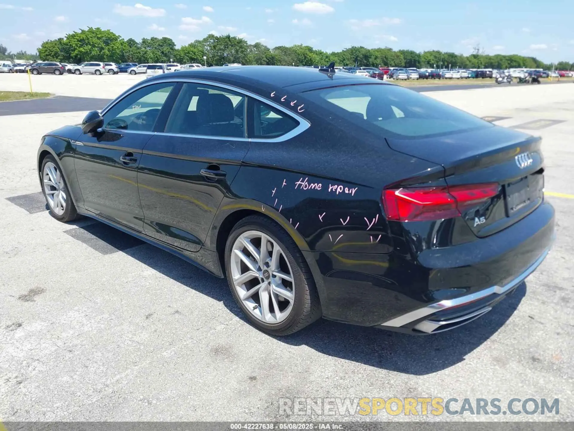 3 Photograph of a damaged car WAUFACF5XRA011152 AUDI A5 SPORTBACK 2024