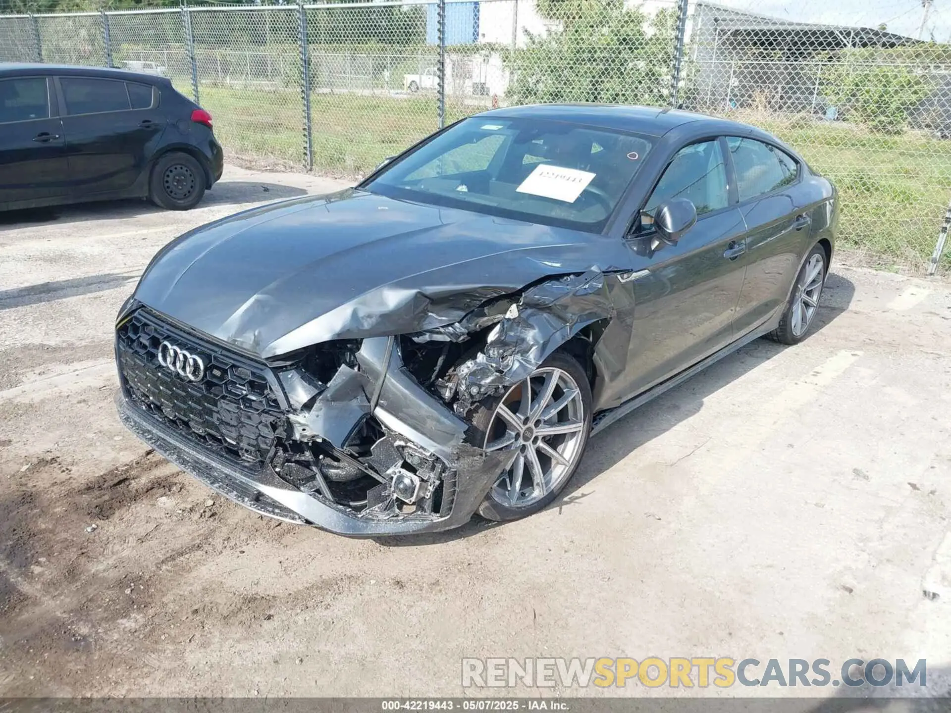 2 Photograph of a damaged car WAUDACF51SA006614 AUDI A5 SPORTBACK 2025