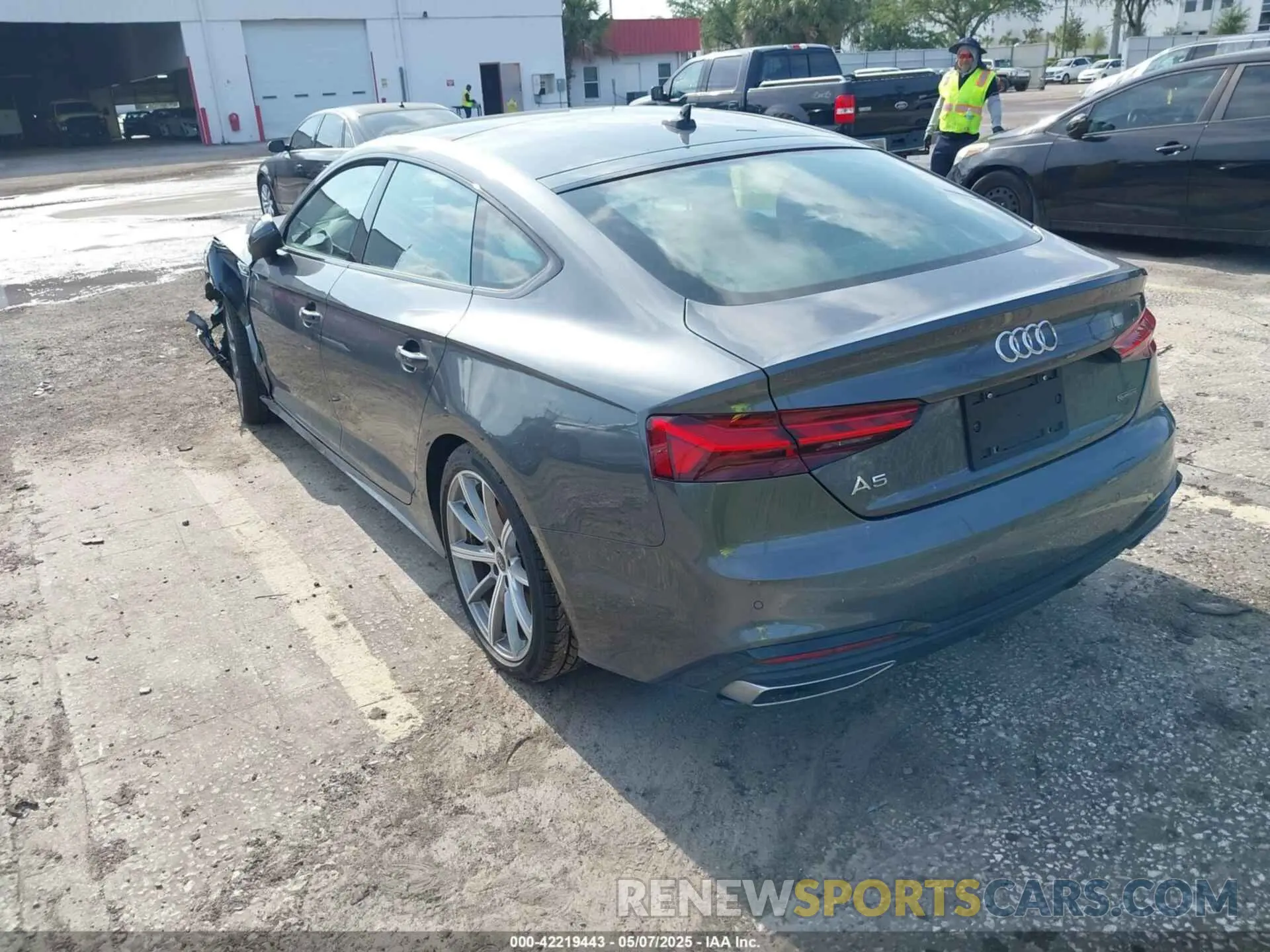 3 Photograph of a damaged car WAUDACF51SA006614 AUDI A5 SPORTBACK 2025
