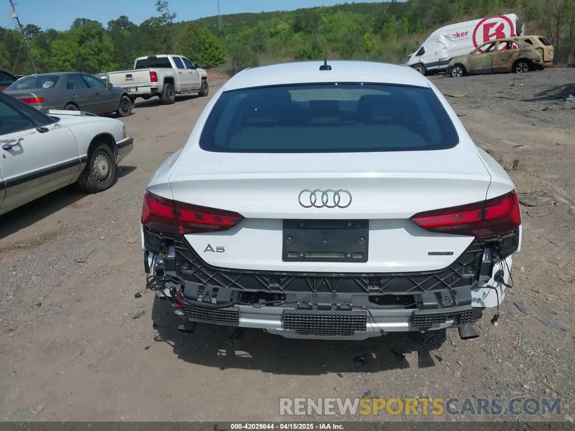 17 Photograph of a damaged car WAUDACF55SA008334 AUDI A5 SPORTBACK 2025