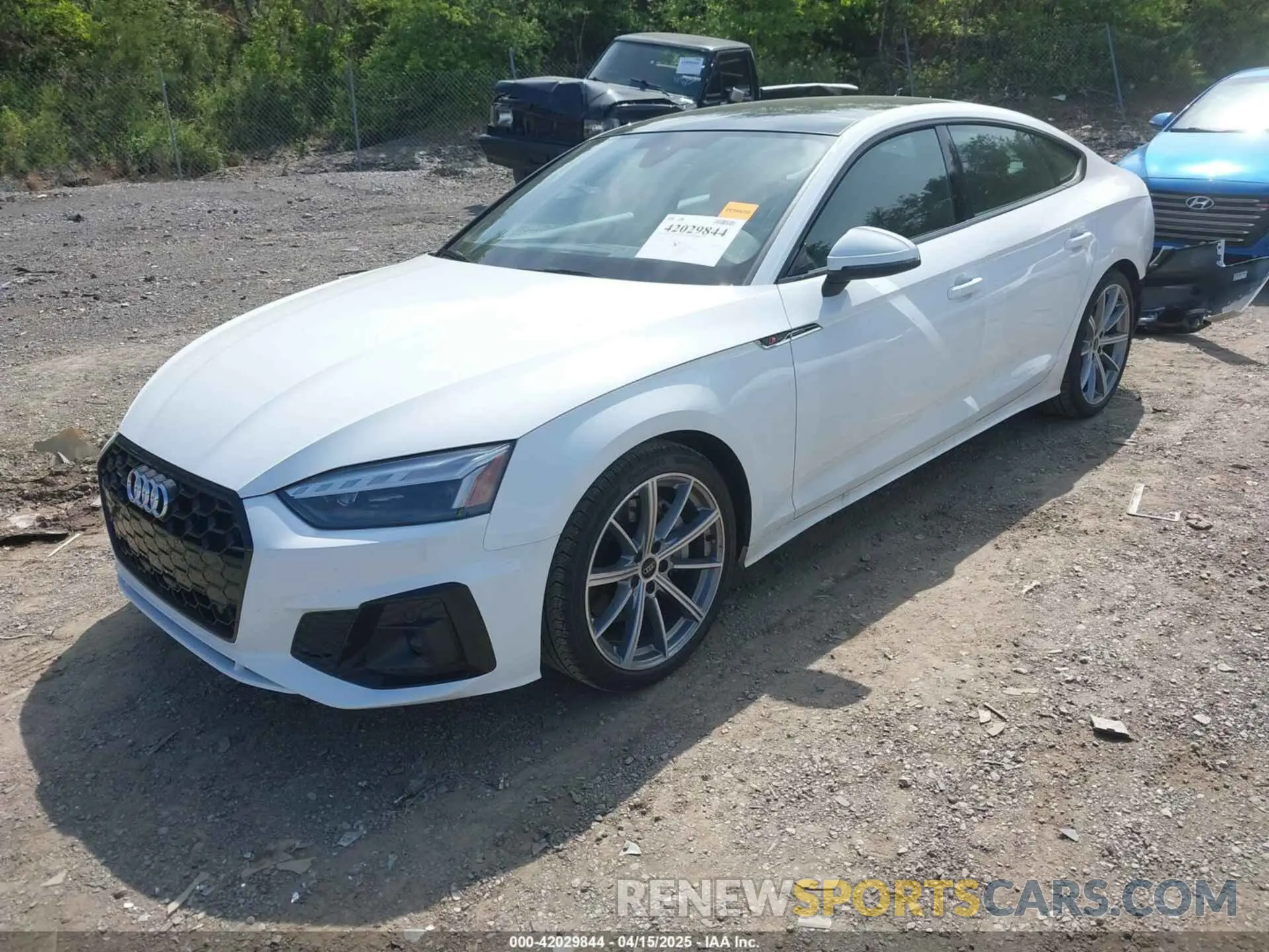 2 Photograph of a damaged car WAUDACF55SA008334 AUDI A5 SPORTBACK 2025