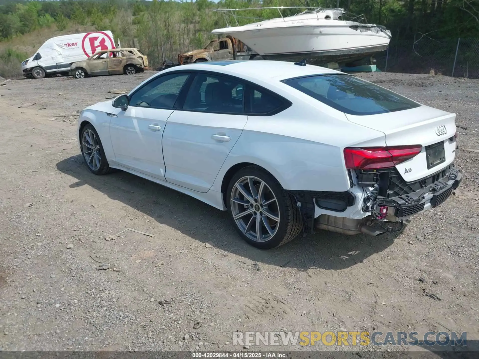 3 Photograph of a damaged car WAUDACF55SA008334 AUDI A5 SPORTBACK 2025