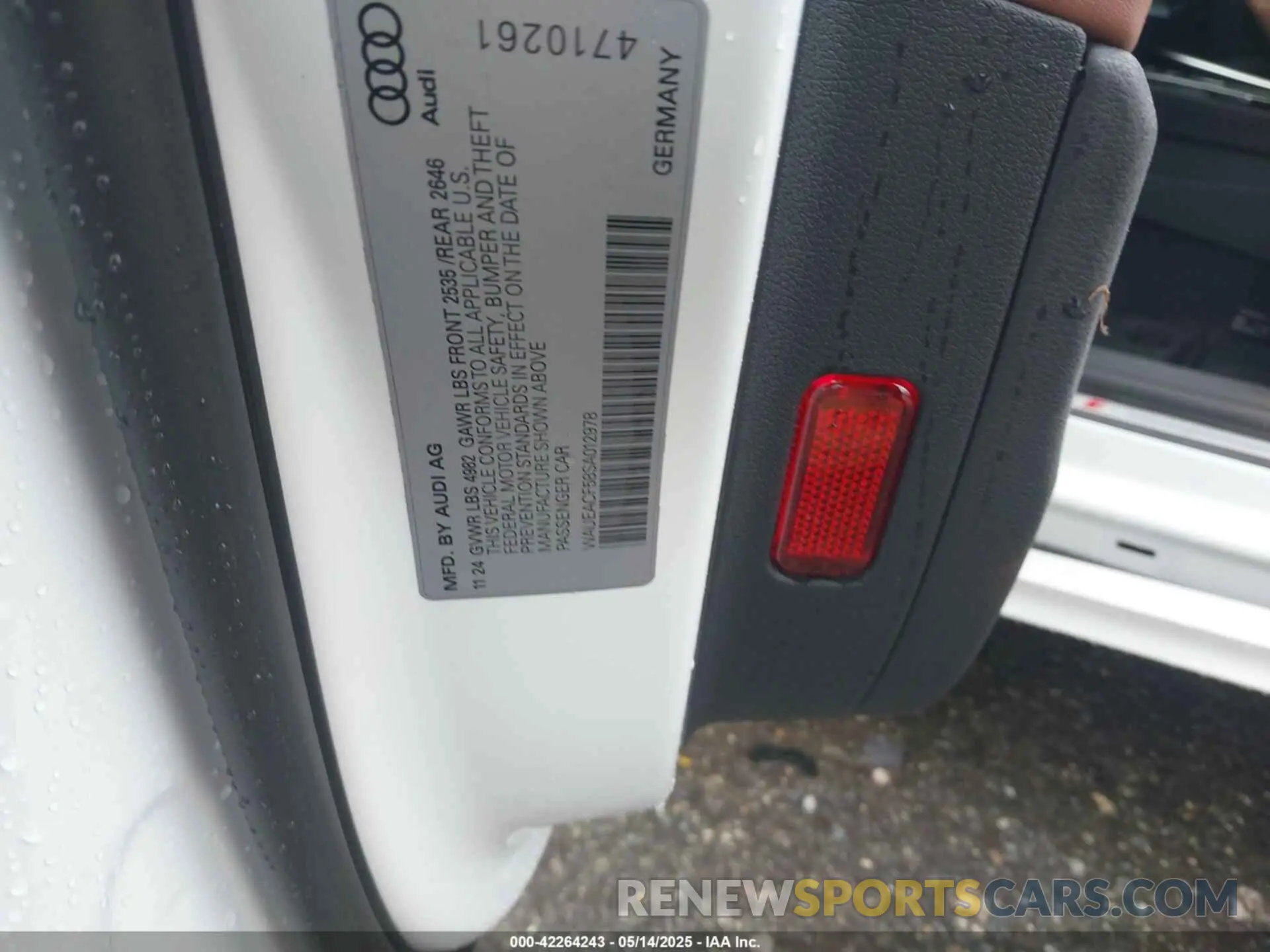 9 Photograph of a damaged car WAUEACF58SA012978 AUDI A5 SPORTBACK 2025
