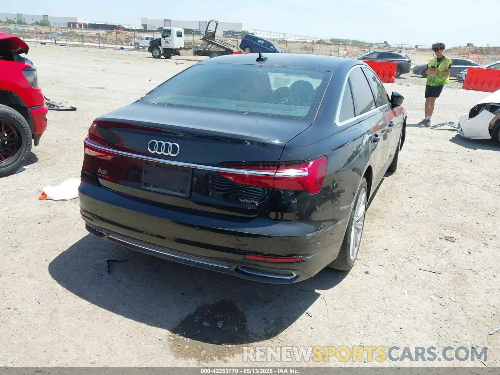 4 Photograph of a damaged car WAUD8AF21KN124807 AUDI A6 2019