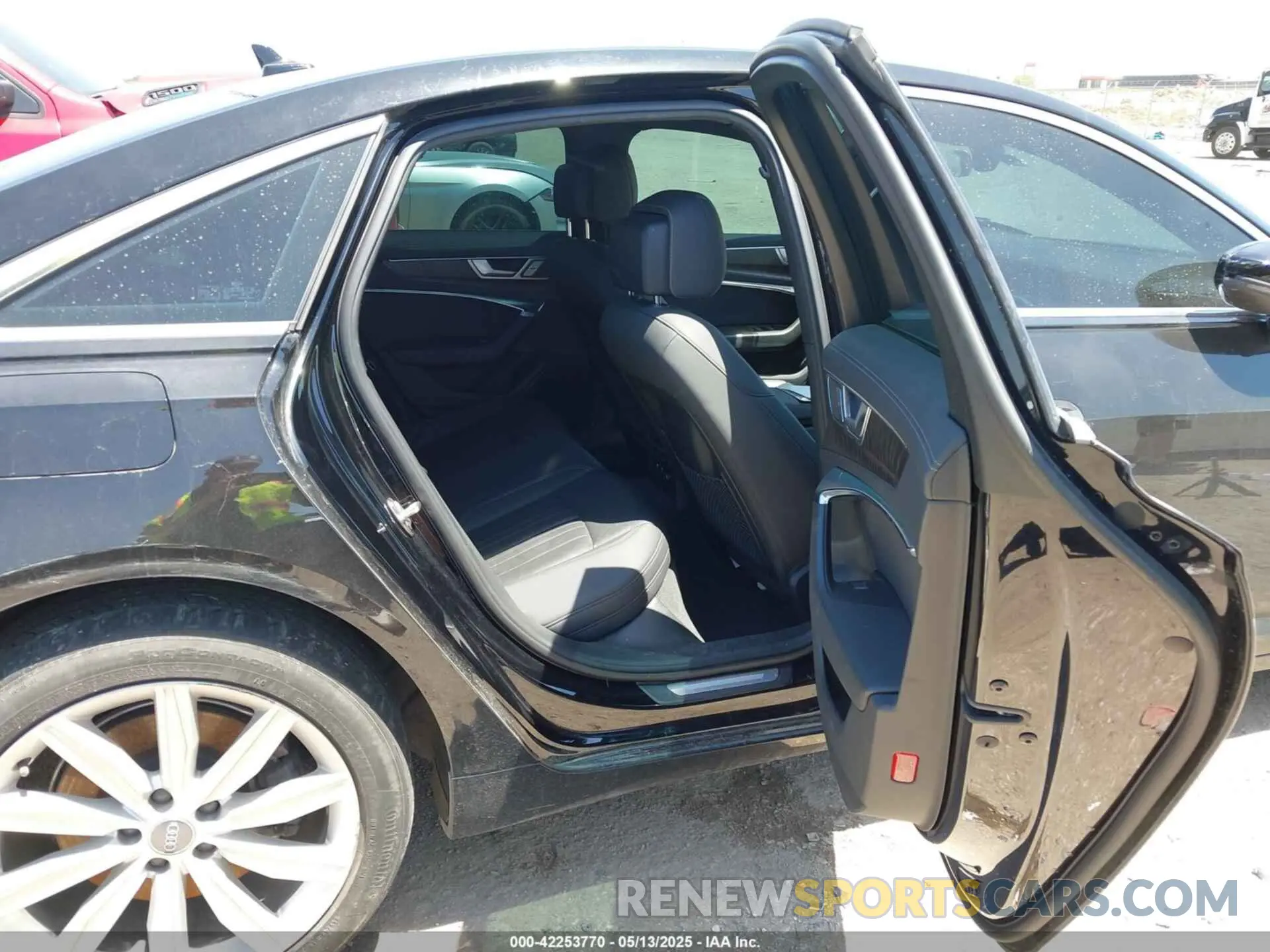 8 Photograph of a damaged car WAUD8AF21KN124807 AUDI A6 2019