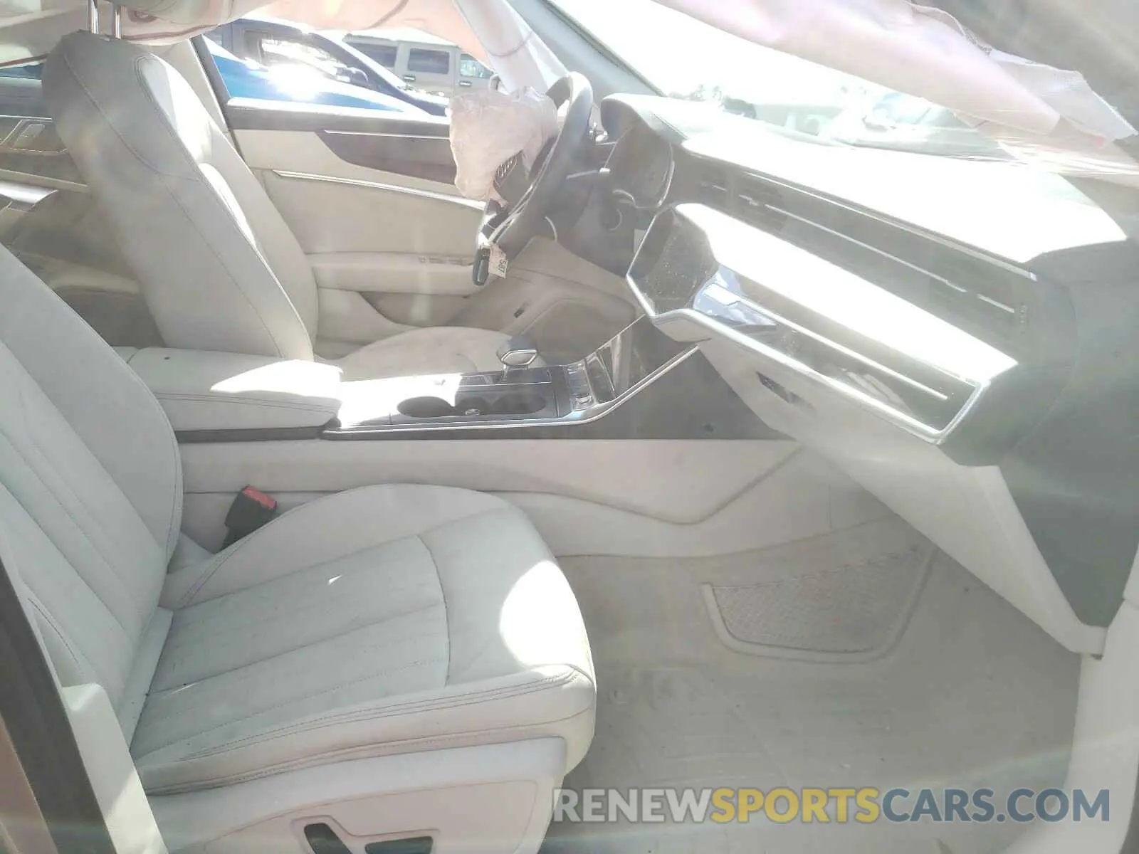 5 Photograph of a damaged car WAUD8AF28KN120110 AUDI A6 2019
