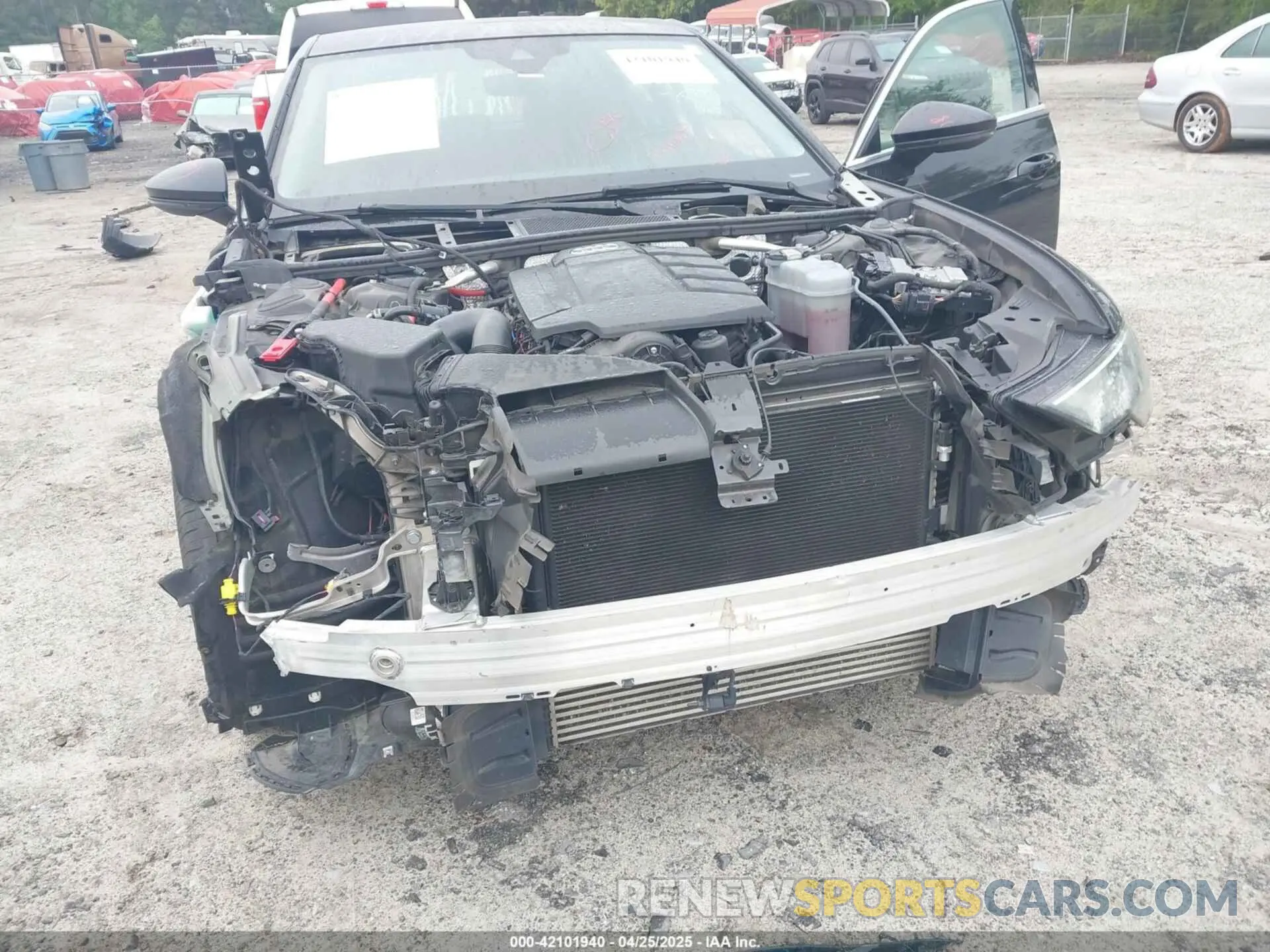 6 Photograph of a damaged car WAUD8AF2XKN121887 AUDI A6 2019