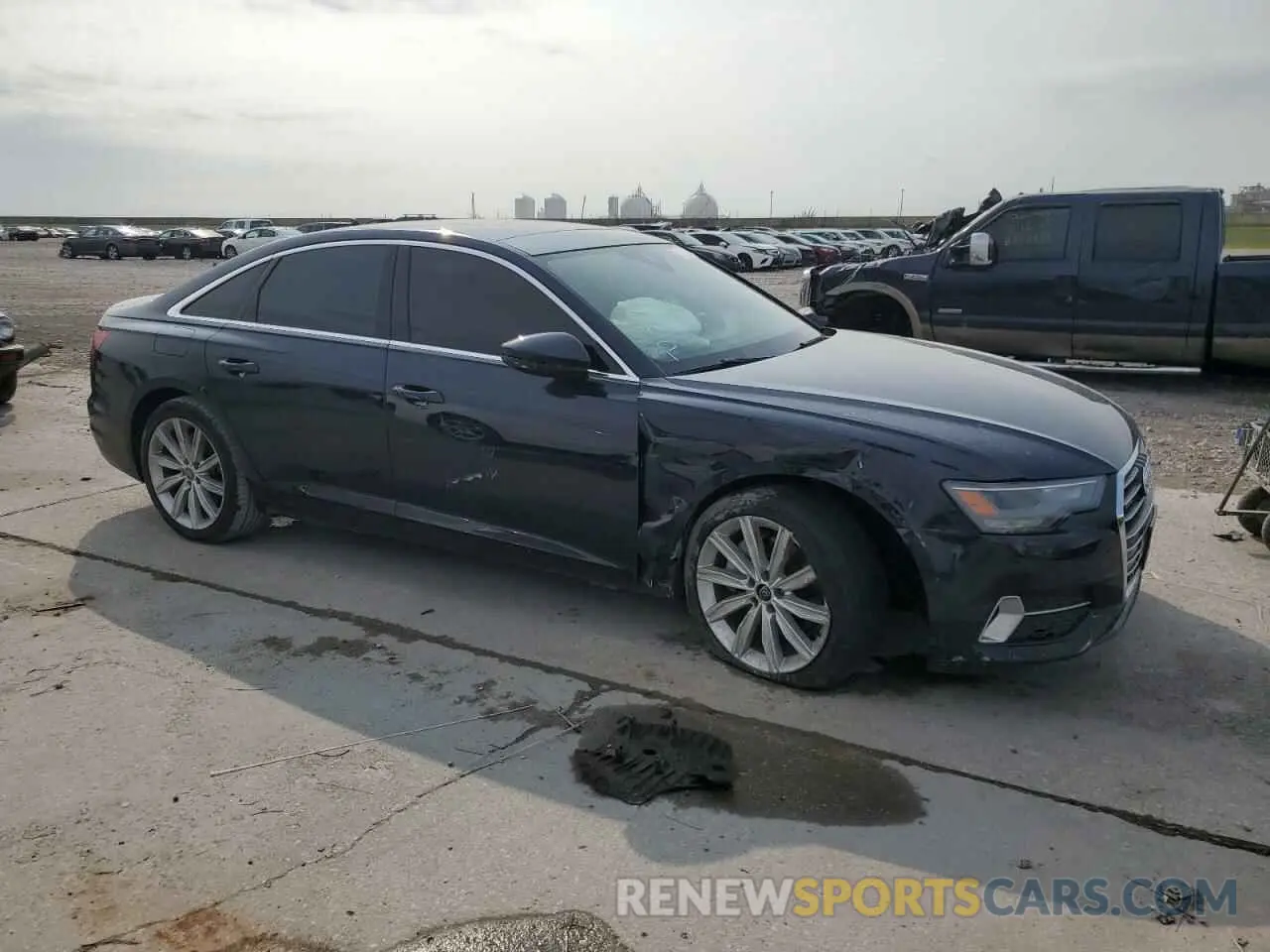 4 Photograph of a damaged car WAUD8AF2XKN129049 AUDI A6 2019