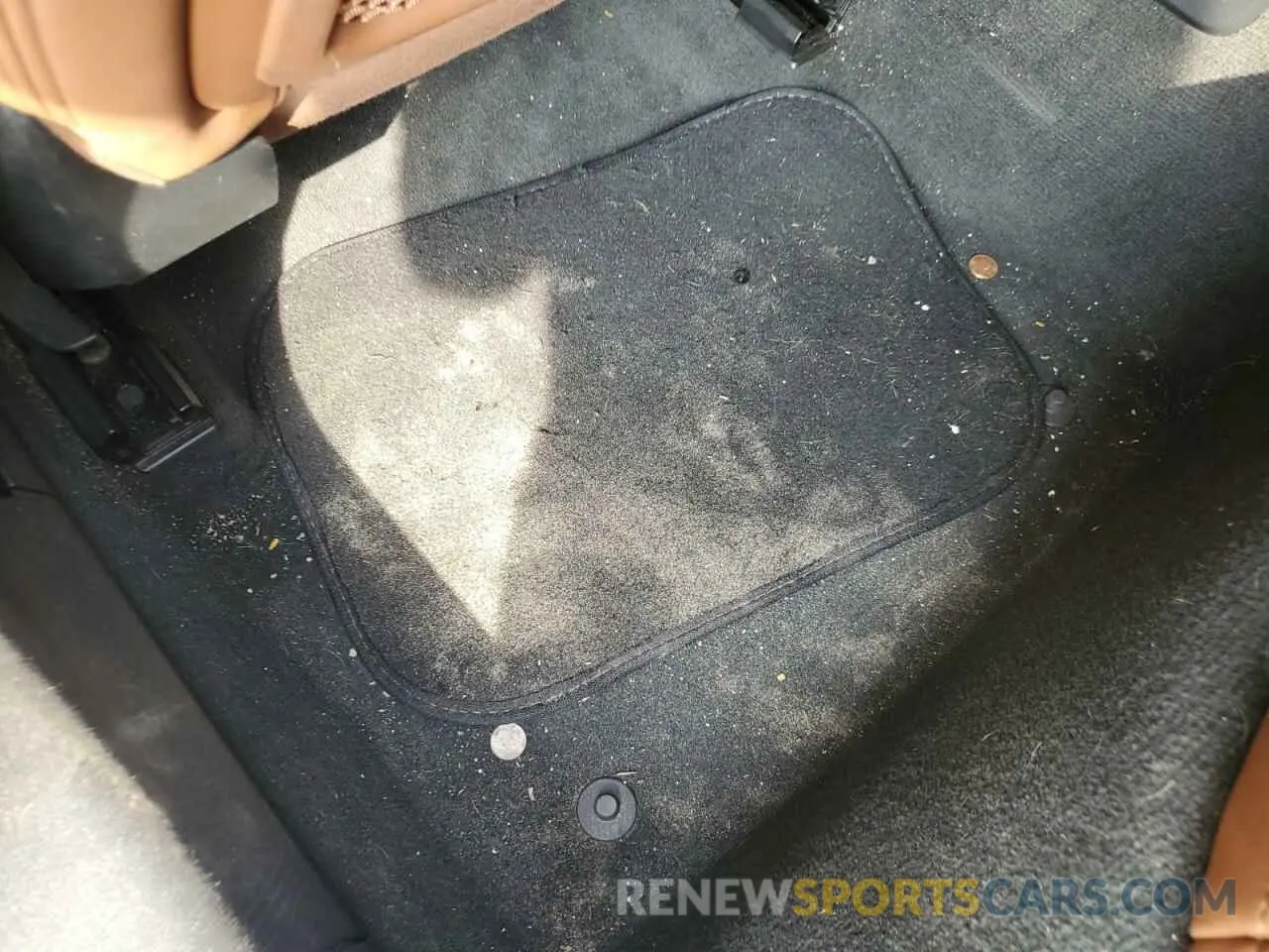 8 Photograph of a damaged car WAUD8AF2XKN129049 AUDI A6 2019