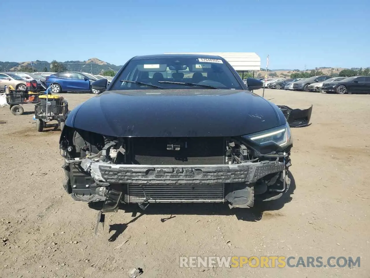 5 Photograph of a damaged car WAUE8AF20KN125970 AUDI A6 2019