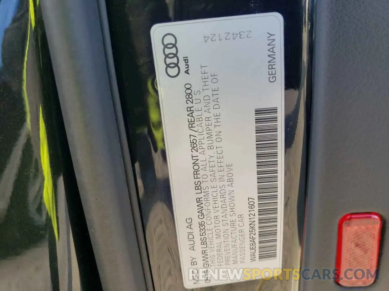 12 Photograph of a damaged car WAUE8AF25KN121607 AUDI A6 2019