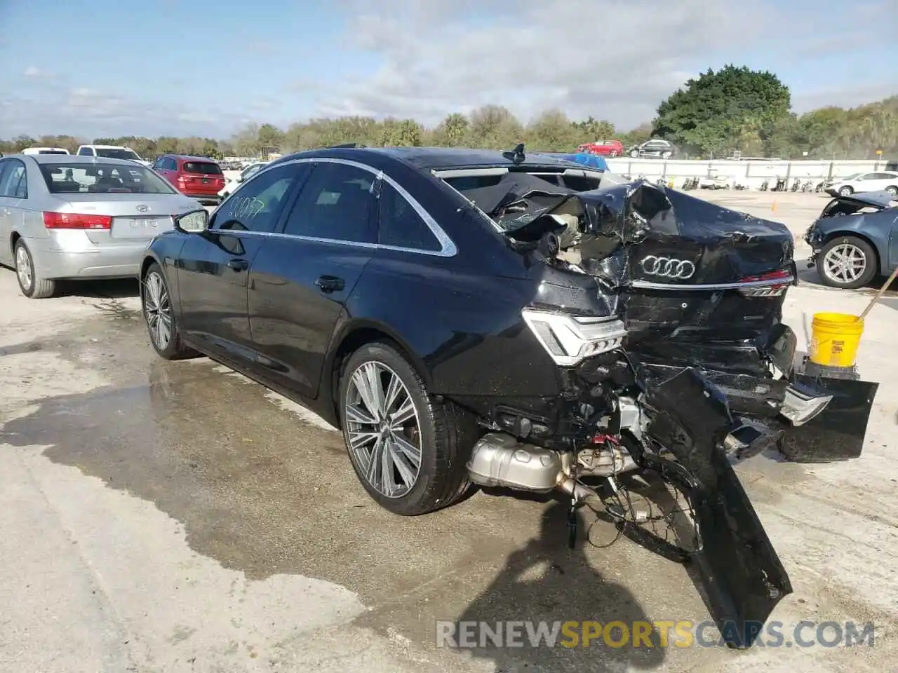 3 Photograph of a damaged car WAUE8AF29KN122291 AUDI A6 2019