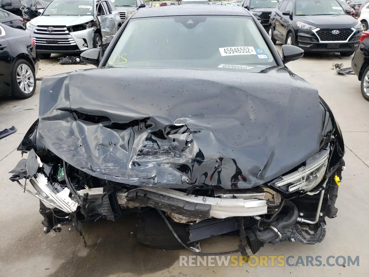 9 Photograph of a damaged car WAUE8AF2XKN121926 AUDI A6 2019