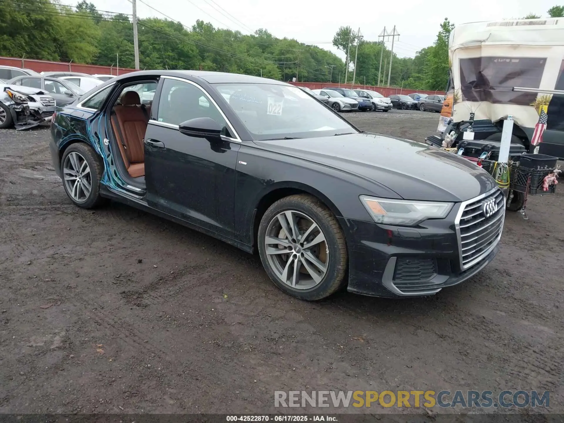 1 Photograph of a damaged car WAUK2AF22KN111721 AUDI A6 2019