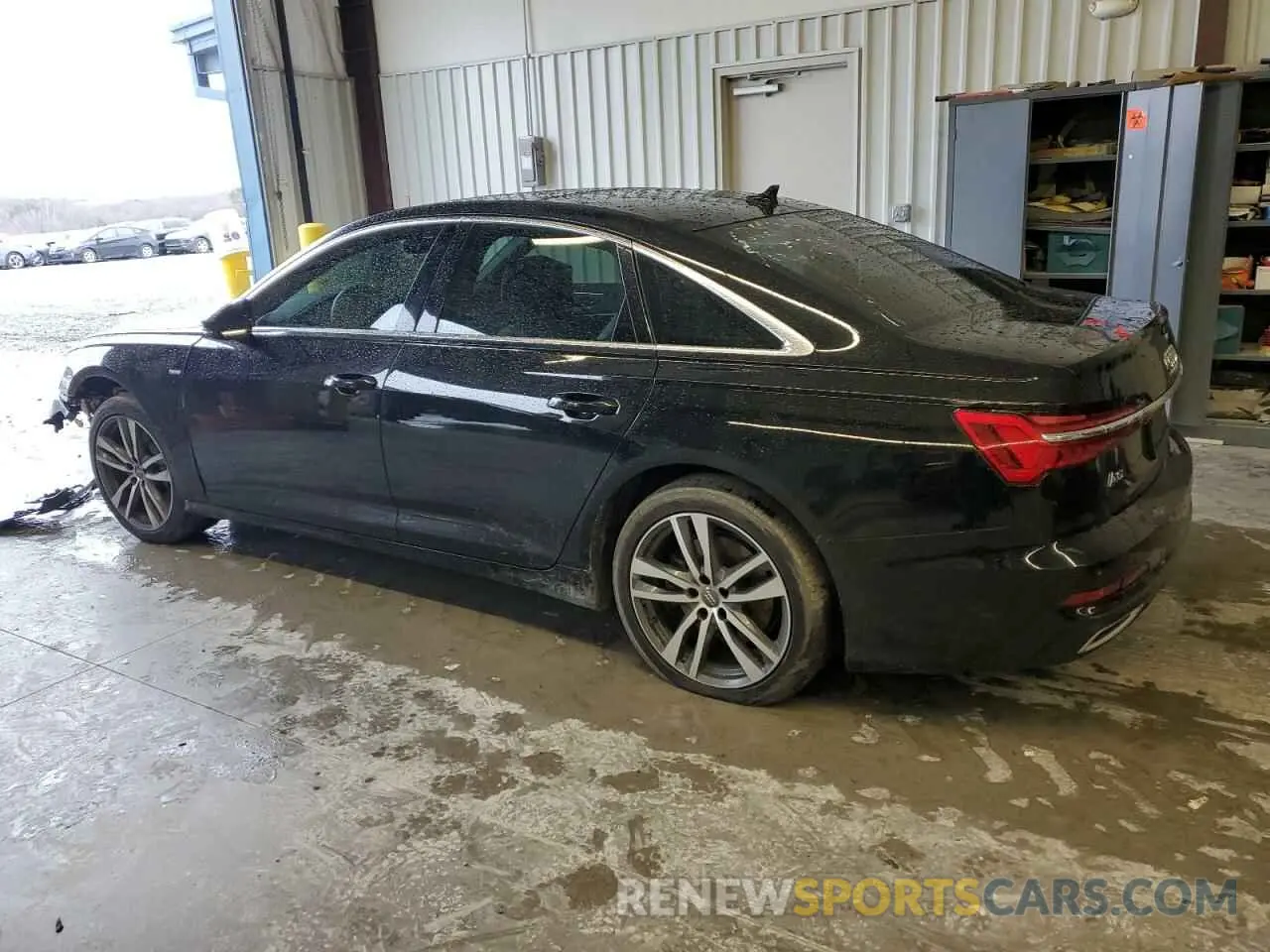 2 Photograph of a damaged car WAUK2AF25KN130991 AUDI A6 2019