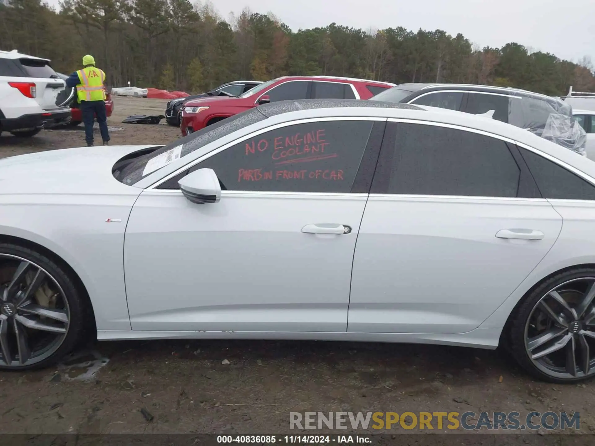15 Photograph of a damaged car WAUL2AF20KN066833 AUDI A6 2019