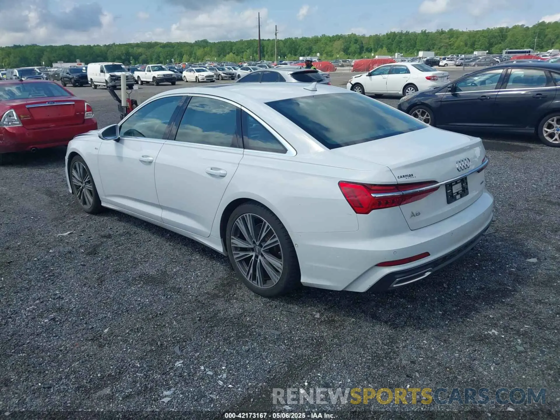 3 Photograph of a damaged car WAUL2AF21KN026776 AUDI A6 2019