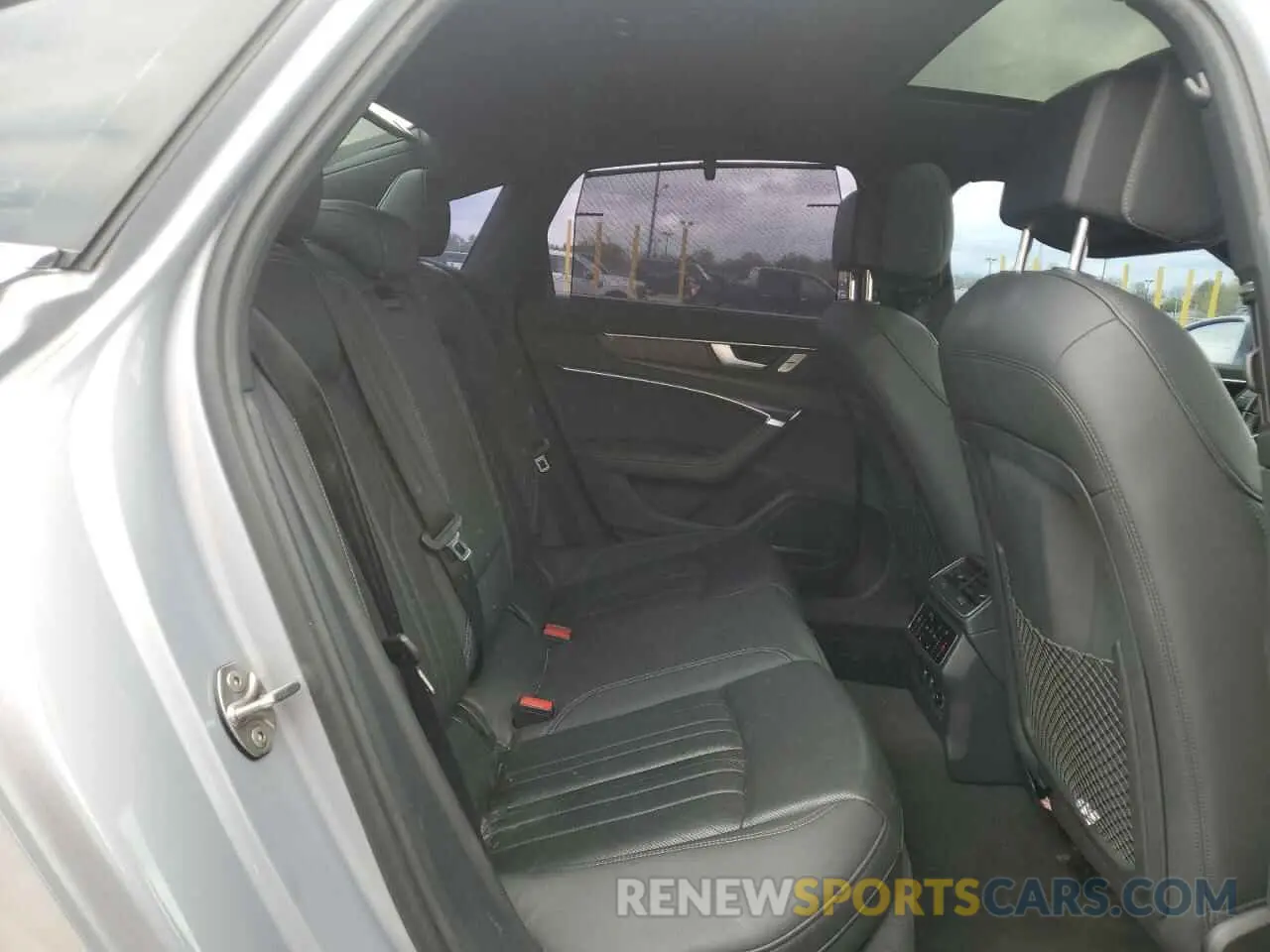 10 Photograph of a damaged car WAUL2AF21KN041472 AUDI A6 2019