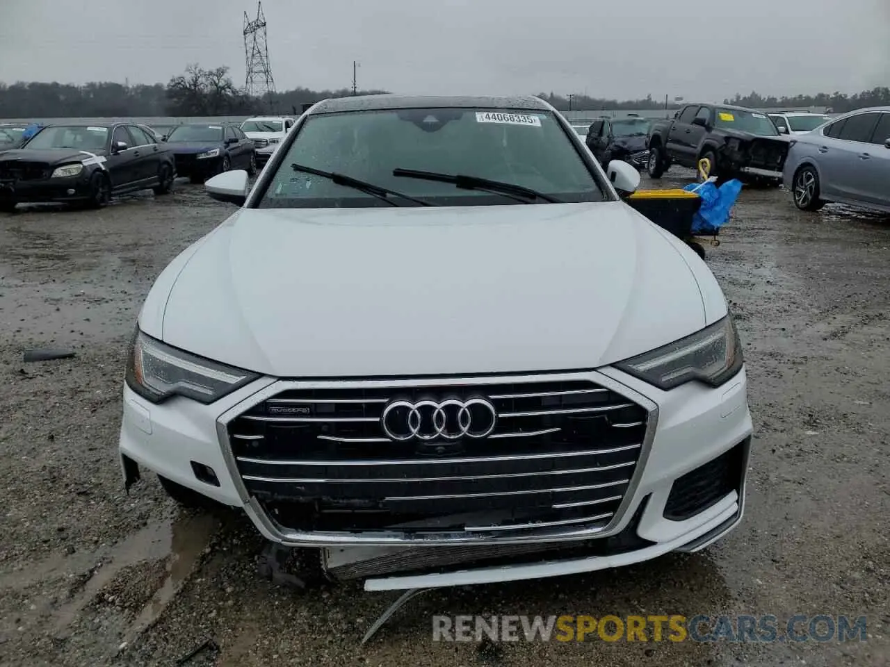 5 Photograph of a damaged car WAUL2AF22KN026379 AUDI A6 2019
