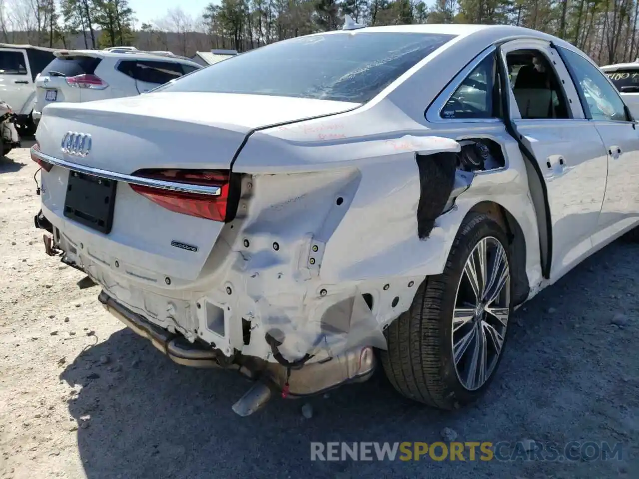 9 Photograph of a damaged car WAUL2AF23KN026617 AUDI A6 2019