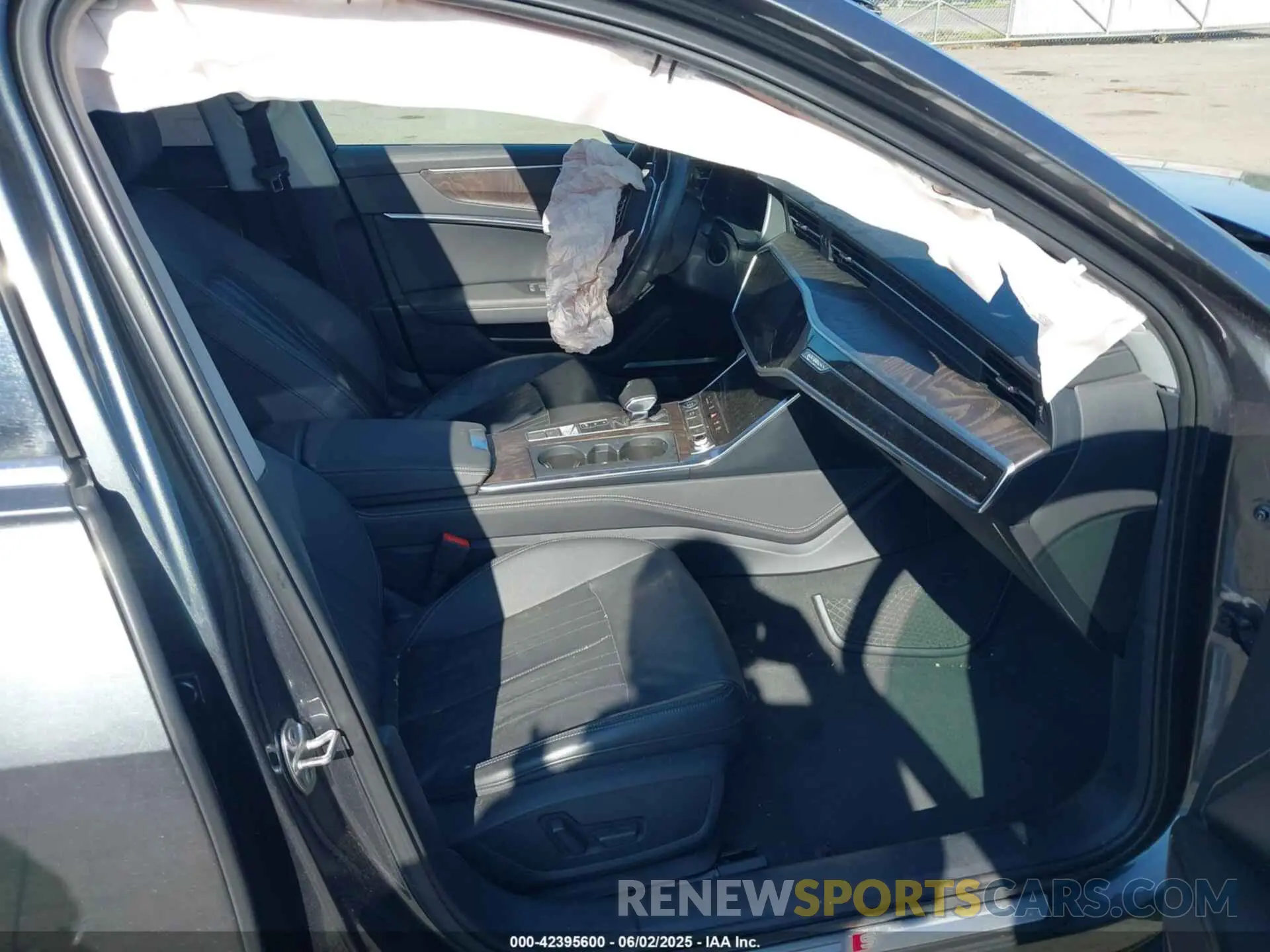 5 Photograph of a damaged car WAUL2AF24KN024553 AUDI A6 2019